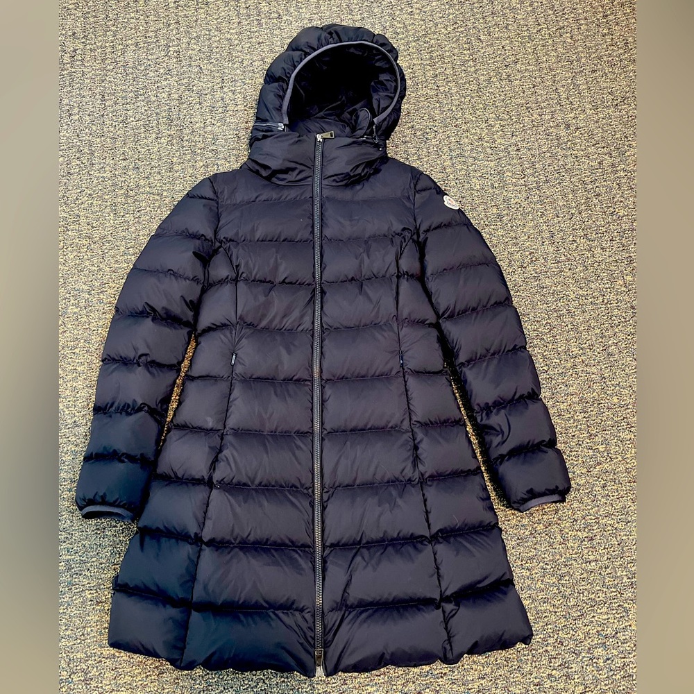 Moncler Gie Giubbotto Ladies top of the line coat. Black coat is very versatile